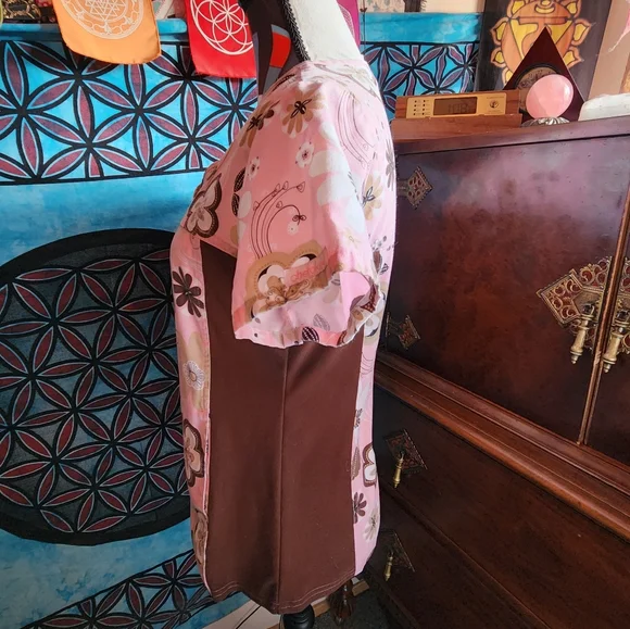 Cherokee Scrubs - Picture 2 of 4